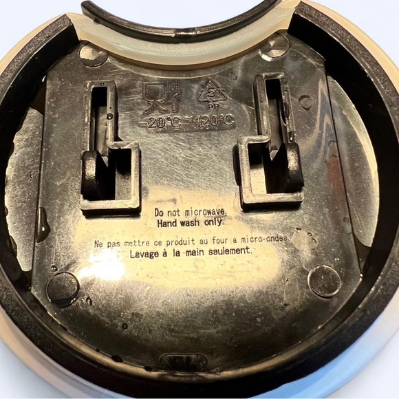 Harry Potter Wizarding World Black Quidditch Broomstick Thermos Travel Mug 20 oz - Picture 7 of 9